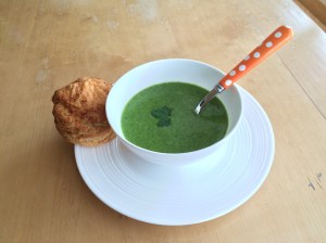 Spinach and butter bean soup